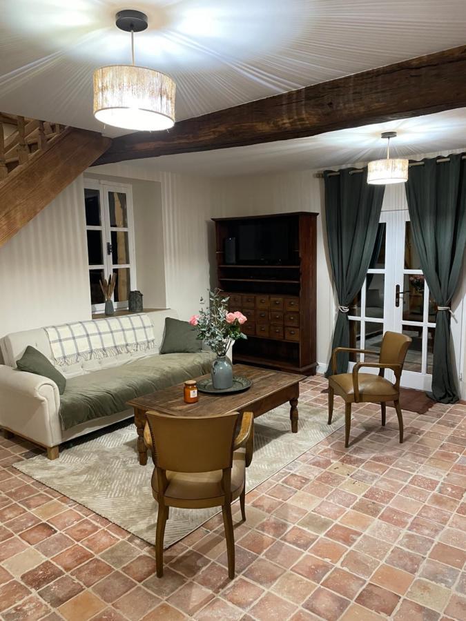 Gite Du Fournil « Chez Nicole » Ully-Saint-Georges Exteriör bild