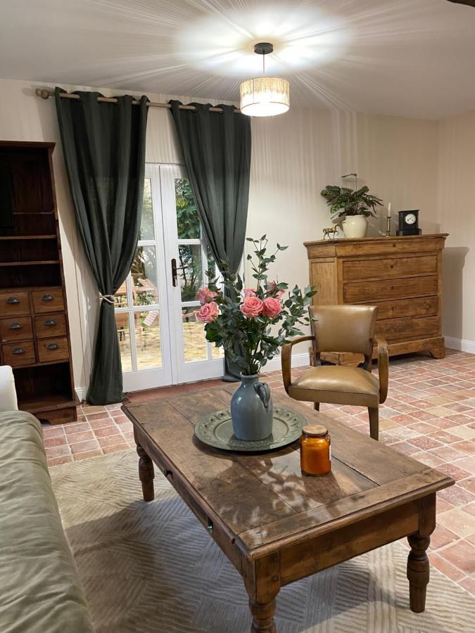 Gite Du Fournil « Chez Nicole » Ully-Saint-Georges Exteriör bild